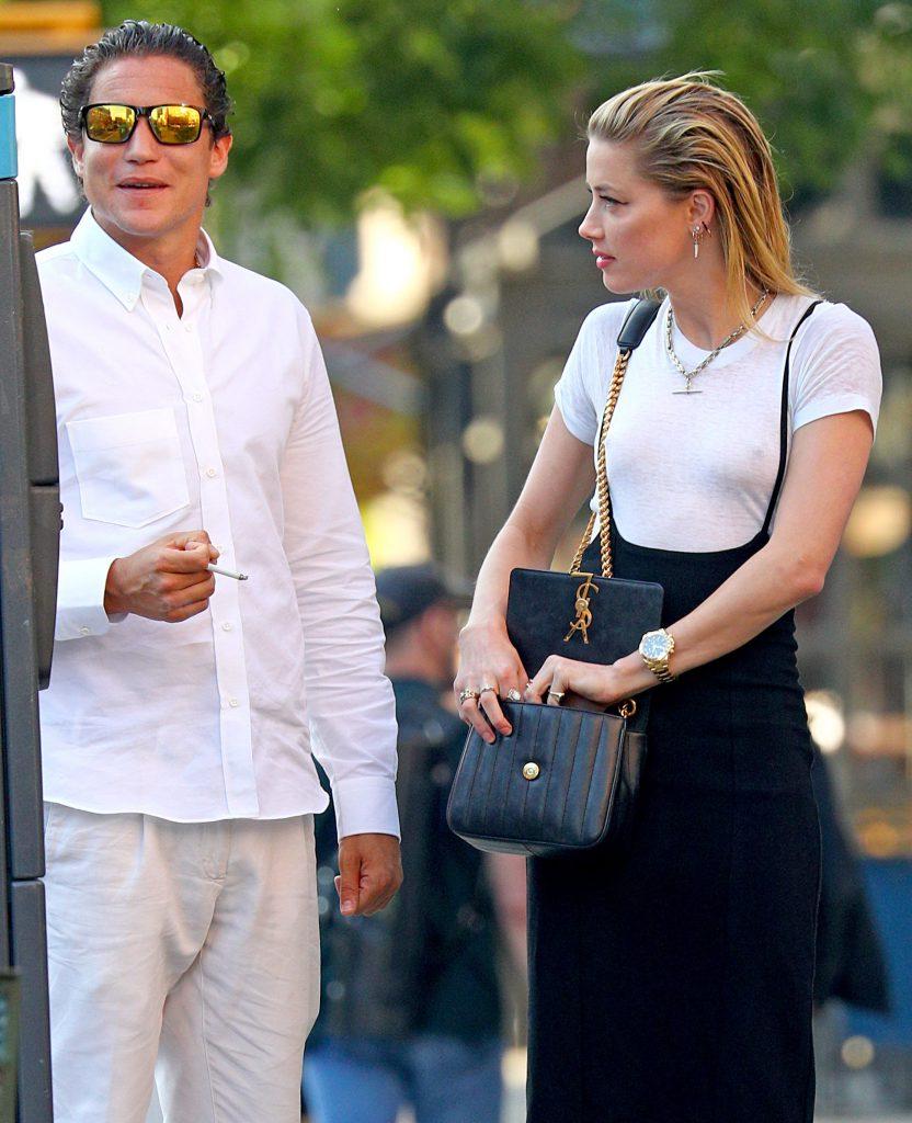 16P Amber Heard Sexy