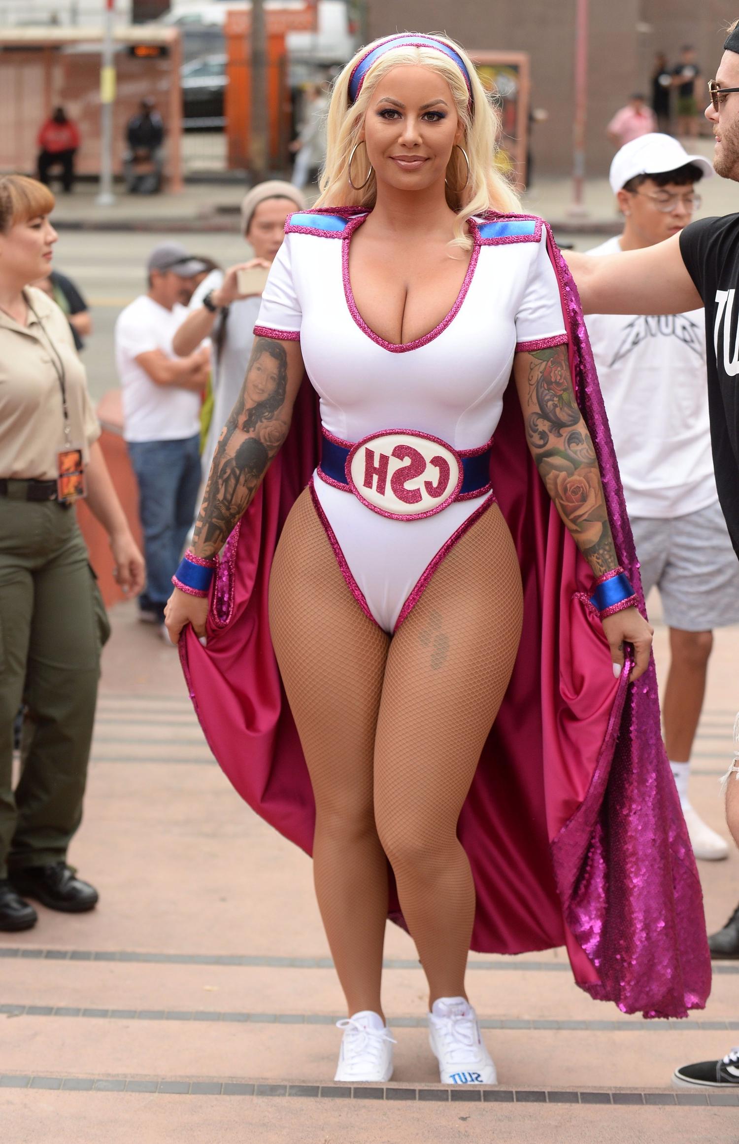 11P Amber Rose Sexy