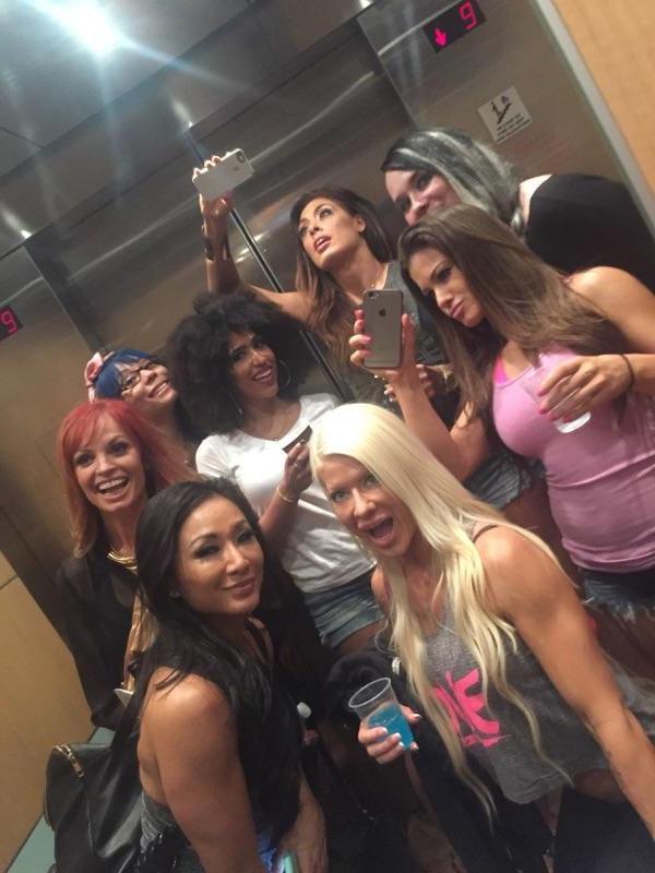 25P Angelina Love Leaked