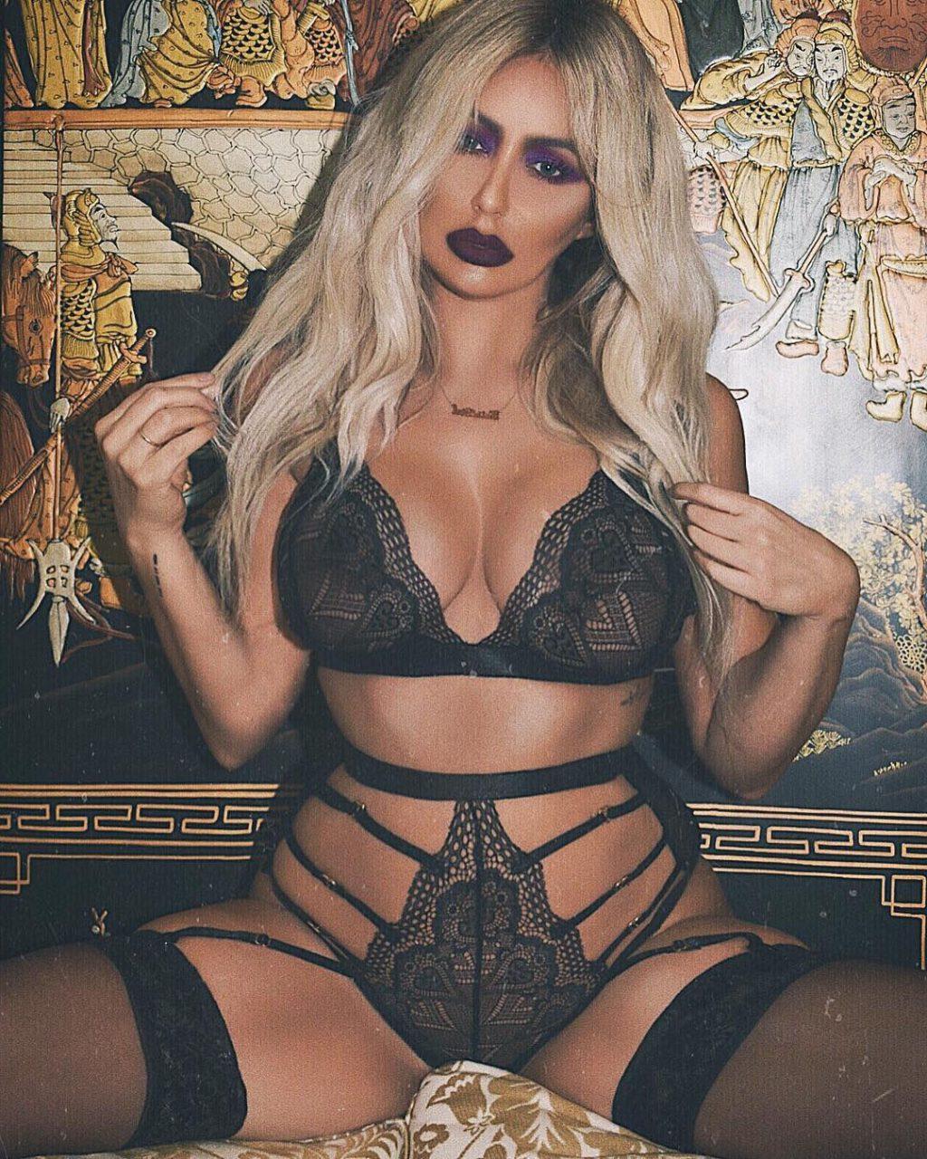 25P Aubrey O’Day Sexy