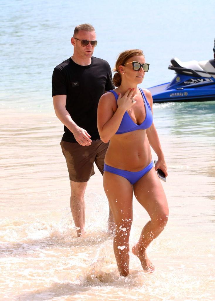 25P Coleen Rooney Sexy