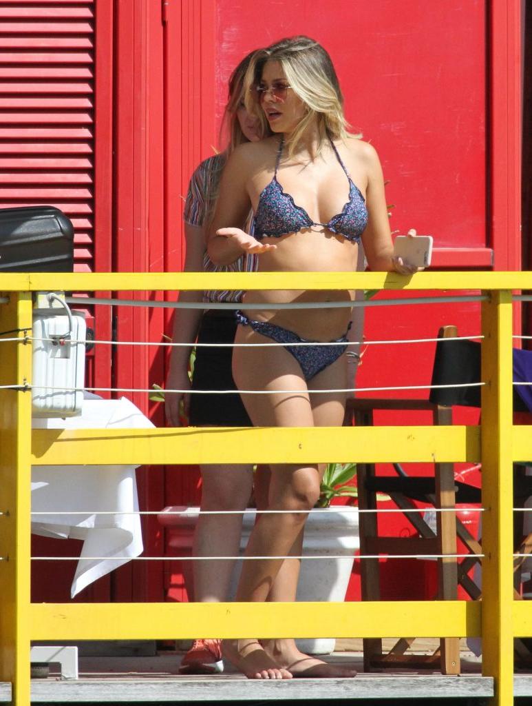 25P Costanza Caracciolo Sexy