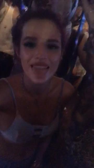 25P Dani Thorne & Bella Thorne Sexy