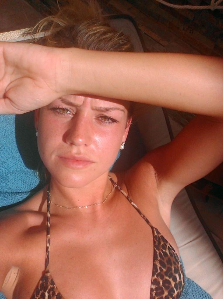25P Eilidh Scott The Buxom Beauty: Leaks Edition