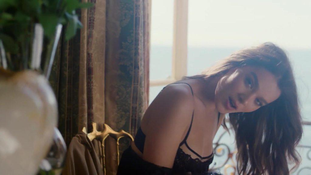 25P Hailee Steinfeld Sexy