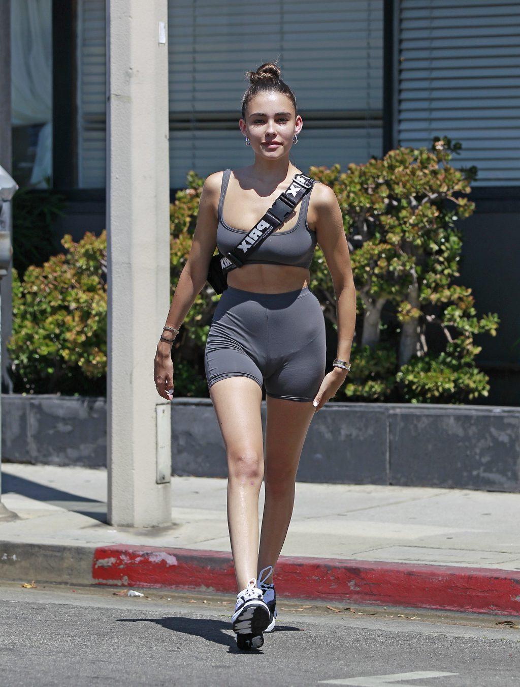15P Madison Beer Cameltoe
