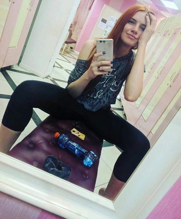 25P I wanna Fuck this Slut so bad
