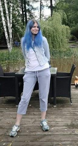 25P I wanna Fuck this Slut so bad