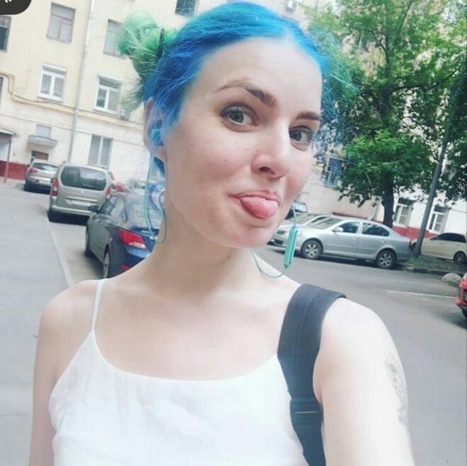 25P I wanna Fuck this Slut so bad