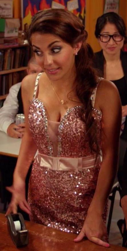 25P Nikki Runeckles Fit As Fuck 2
