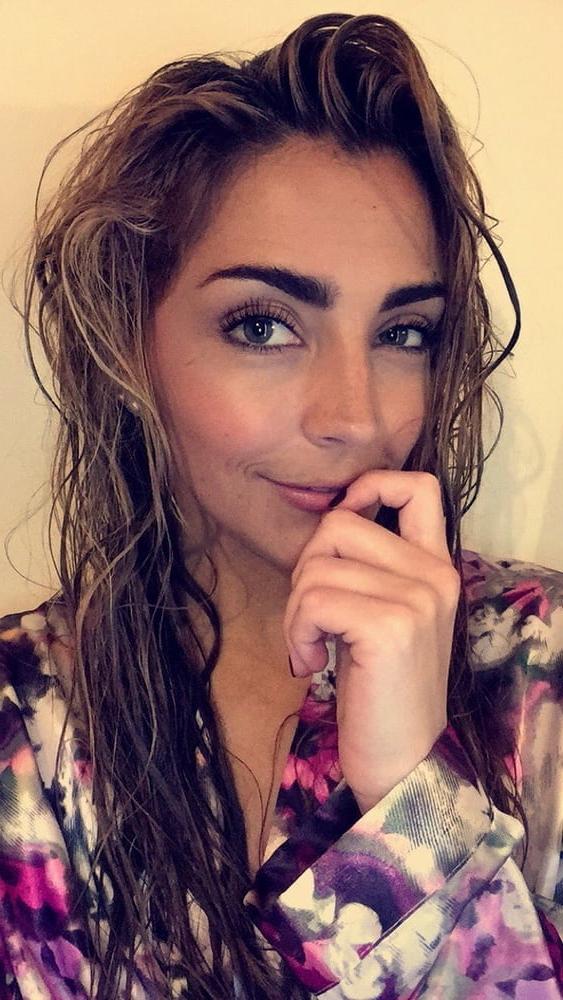 25P Nikki Runeckles Fit As Fuck 2
