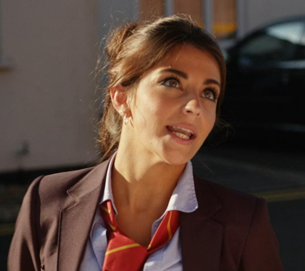 25P Nikki Runeckles Fit As Fuck 2