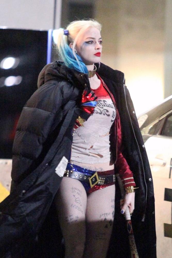 25P Margot Robbie Fit As Fuck