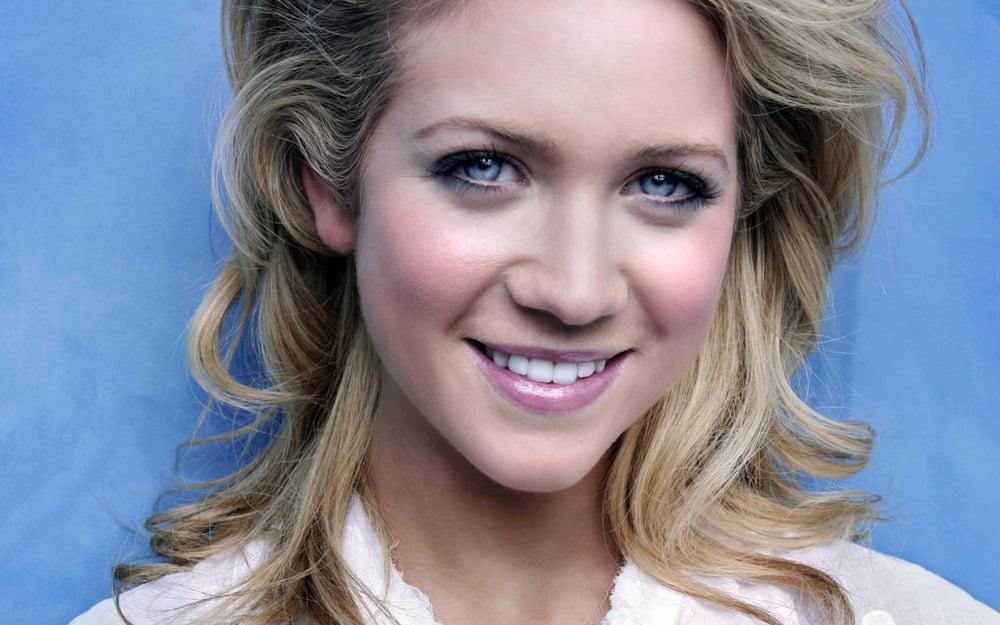 25P Brittany Snow Fit As Fuck