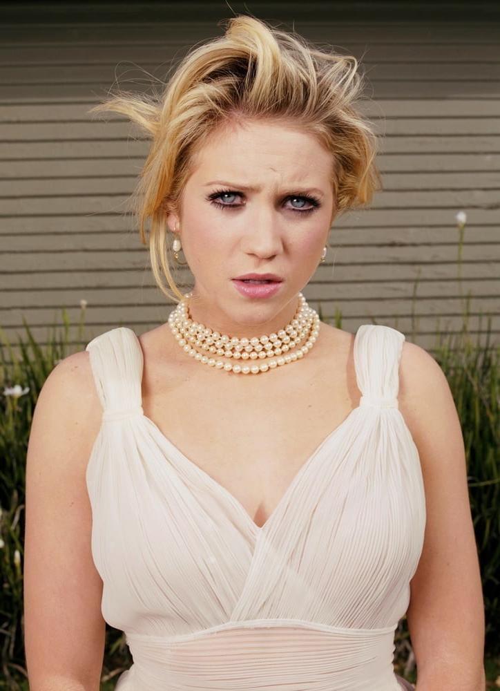 25P Brittany Snow Fit As Fuck