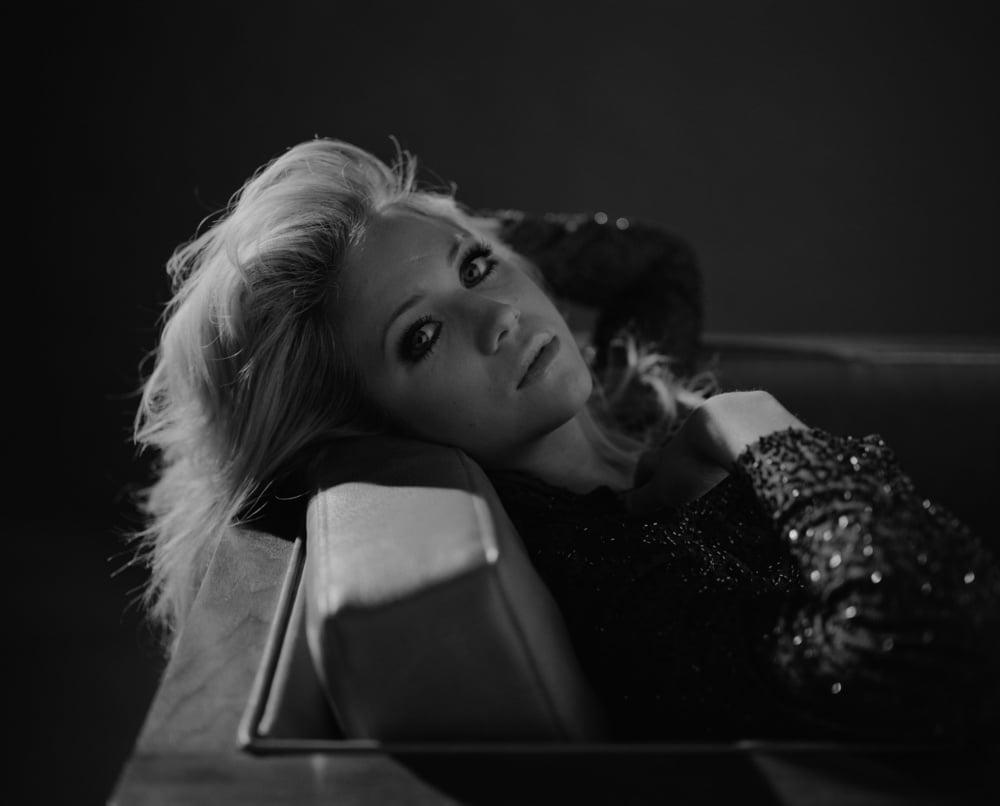 25P Brittany Snow Fit As Fuck