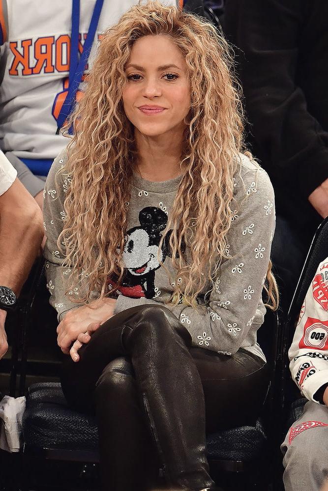 25P Shakira Fit As Fuck 2