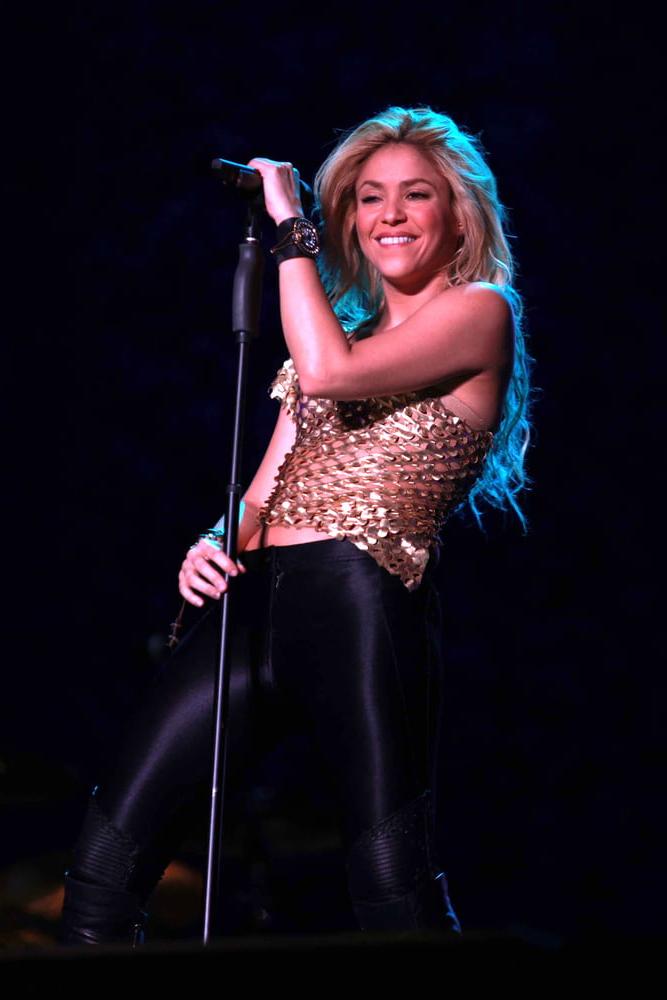 25P Shakira Fit As Fuck 2