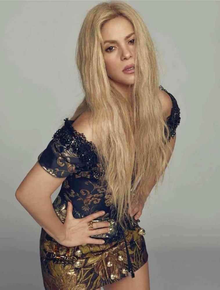 25P Shakira Fit As Fuck 2