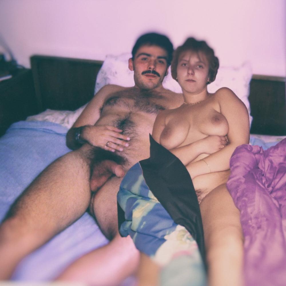 25P Amateur Manuela naked at home