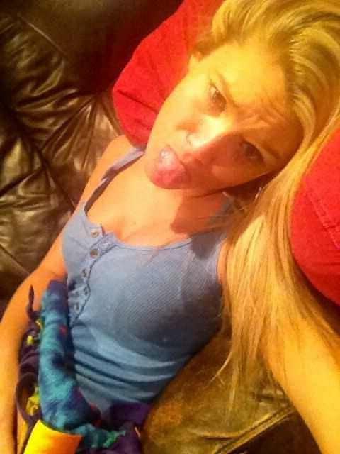25P Hot Blonde College Babe Hidden Pics