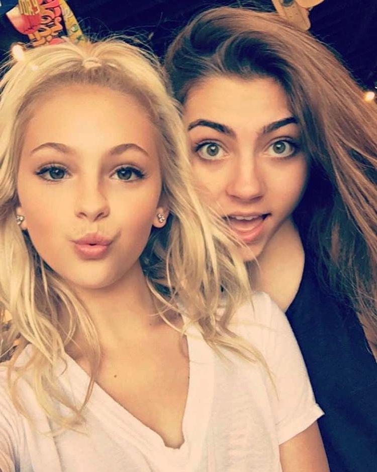 25P Jada Facer And Jordym Jones Both Fit As Fuck