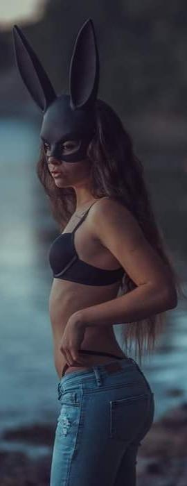 21P Canadian erotic full models-13