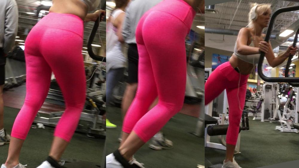 10P Blonde bombshell in gym part 2