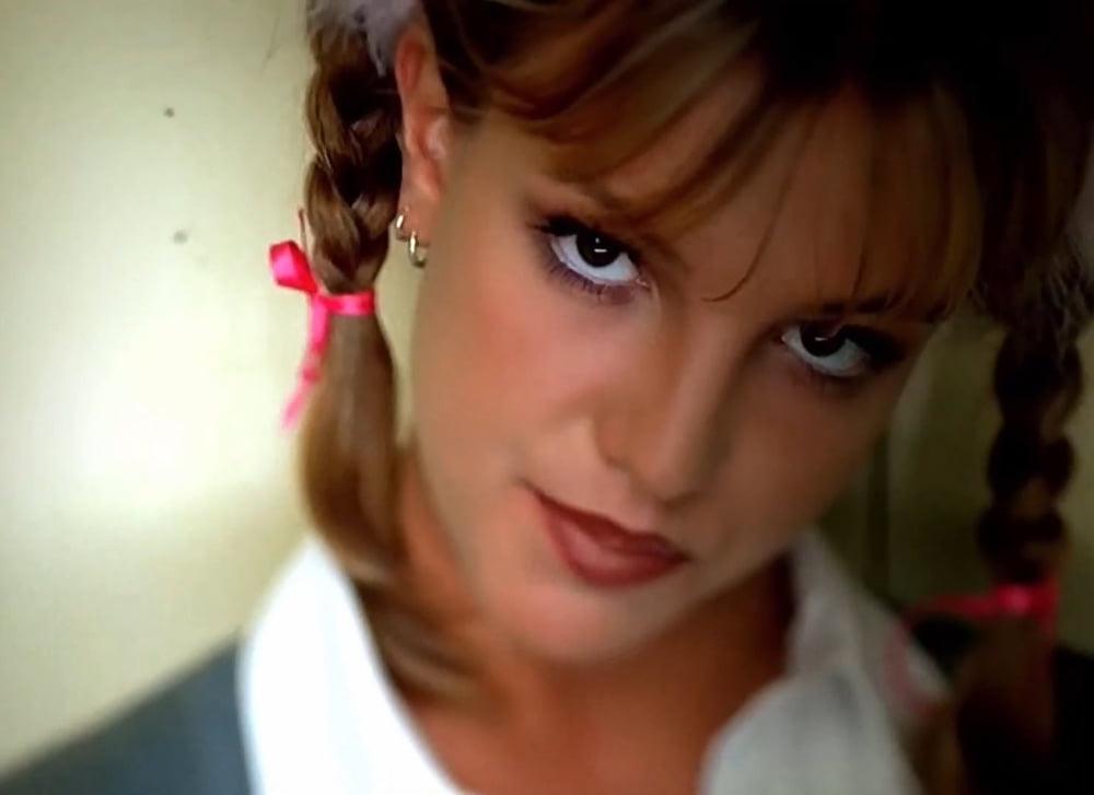 25P Britney Spears Fit As Fuck Hot Look