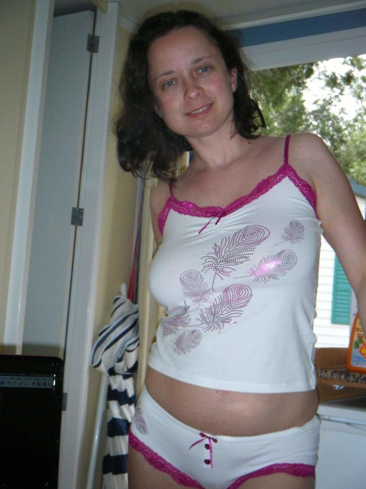 25P Nudist Holiday Photos 2015 naturist