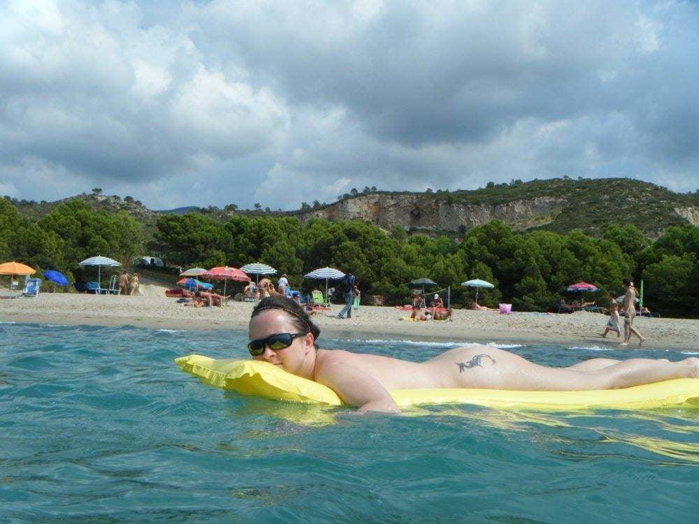 25P Nudist Holiday Photos 2015 naturist