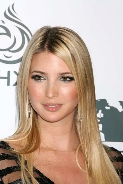 22P i love ivanka trump bitch!