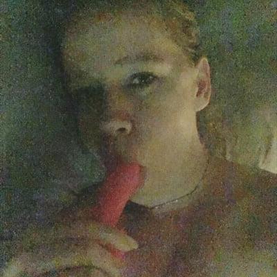 19P Dutch teen fucking her vibrator