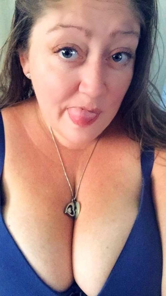 24P PAWG amateur white bbw