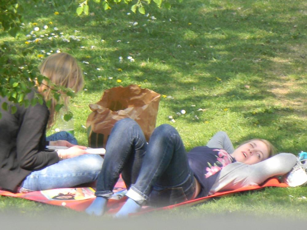 8P Two Teens In Park