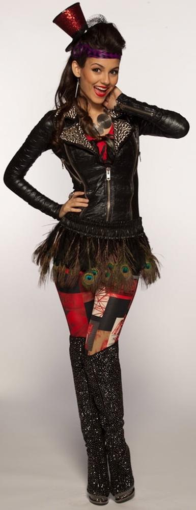 25P Victoria Justice Fit As Fuck Hot Look 7
