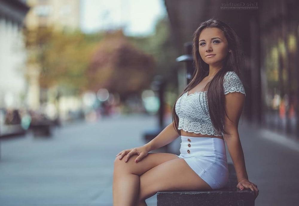 25P Canadian erotic full models-9