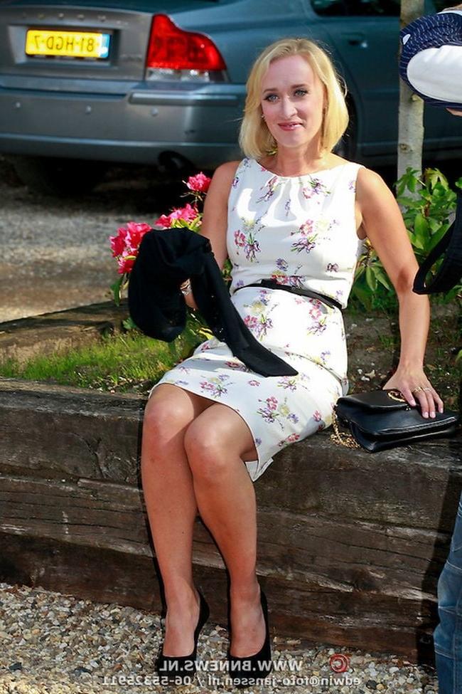 25P Dutch TV Milf Eva Jinek