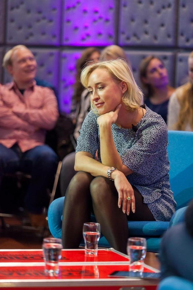 25P Dutch TV Milf Eva Jinek