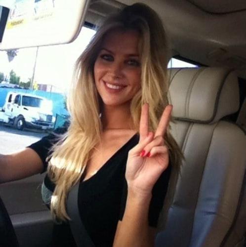 25P Tiffany Mulheron Fit As Fuck 2