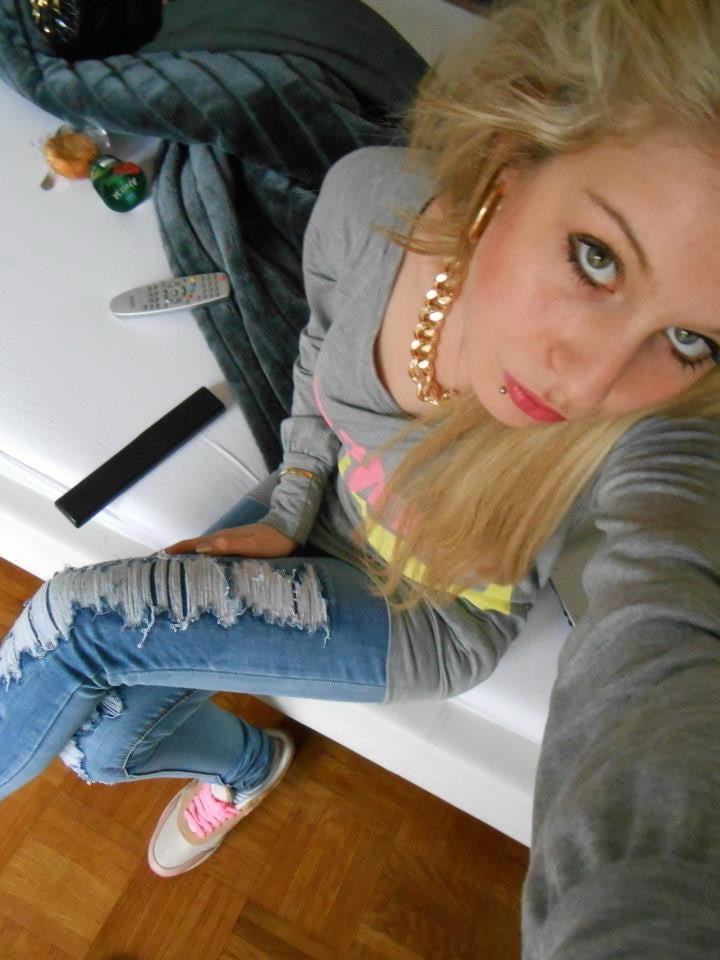 25P Dutch Blonde whore Nina
