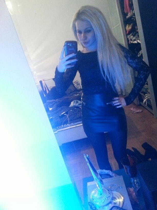 25P Dutch Blonde whore Nina