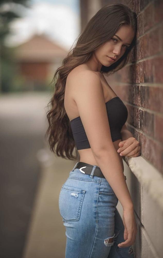 25P Canadian erotic full models-8