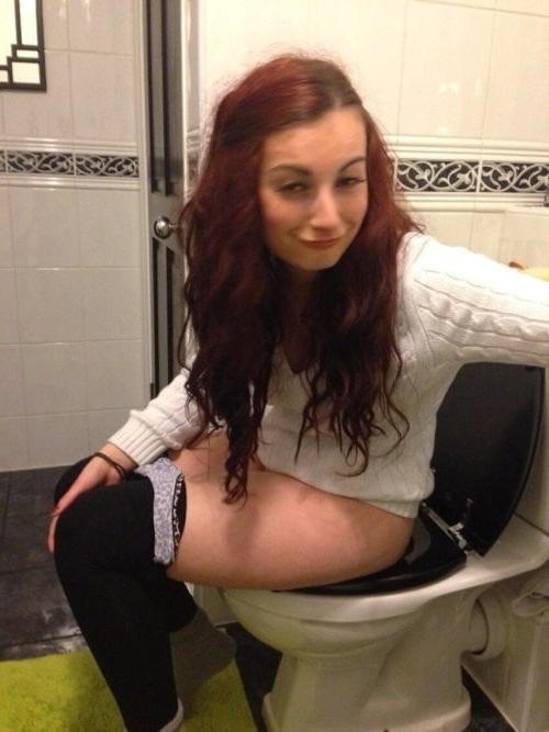 12P Exposed peeing