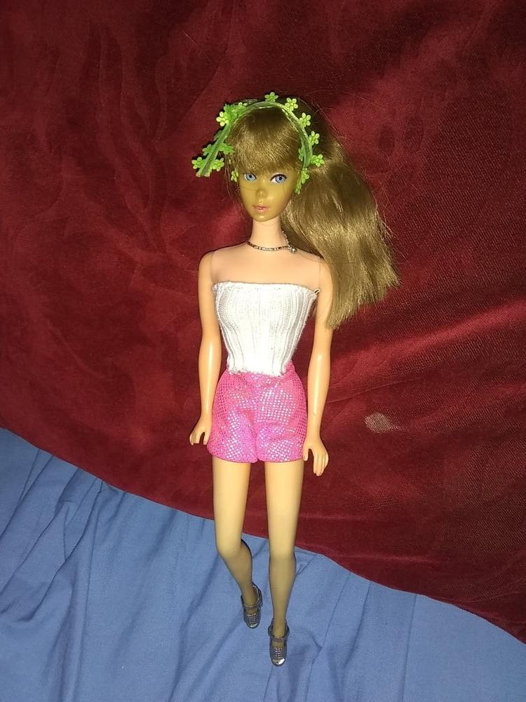 25P 28 agosto Barbie Doll 70s