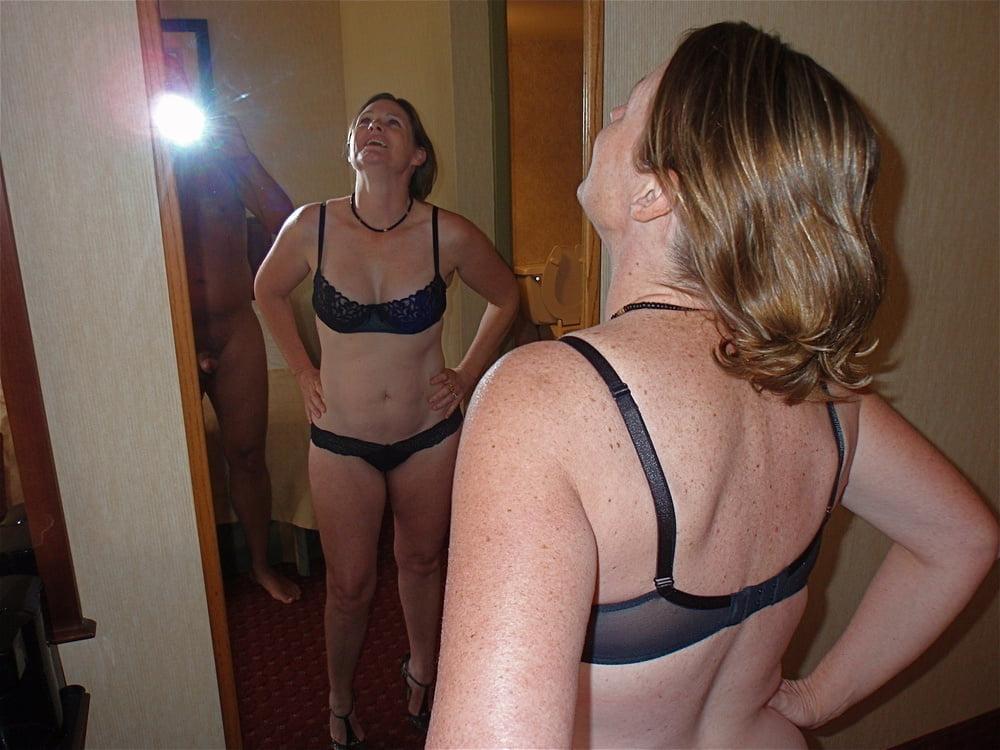 25P Matures That Love The Camera28