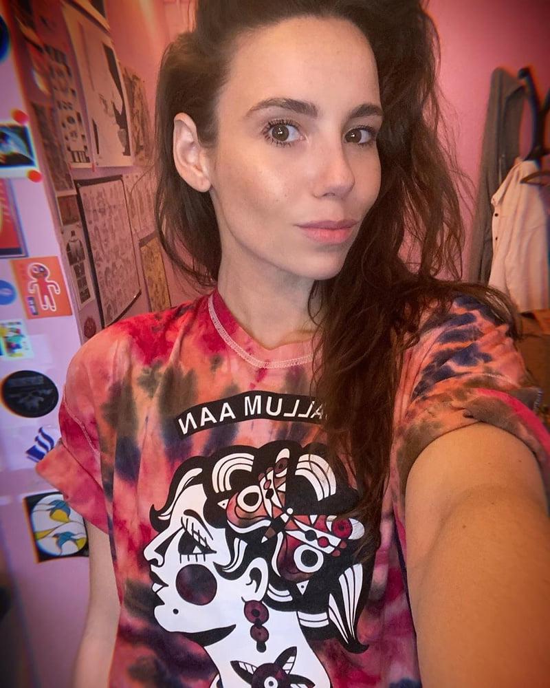 25P Dutch hottie Gwen van Poorten #5
