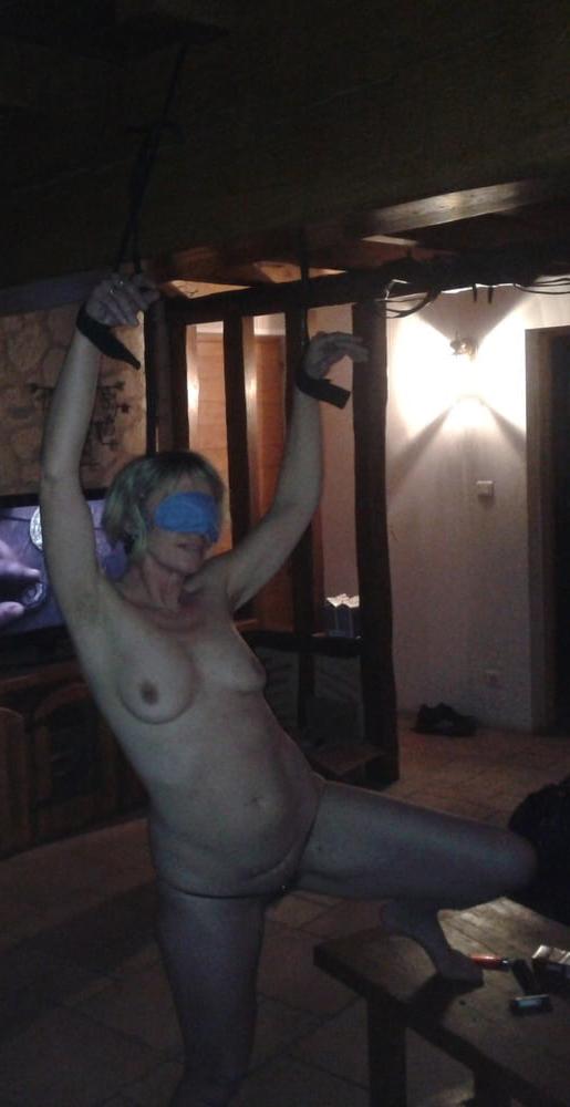 22P Granny looks a hot fuck
