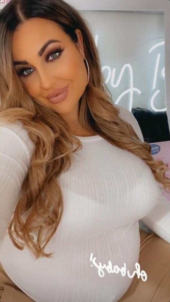 25P HannahB Pawg Gallery 6
