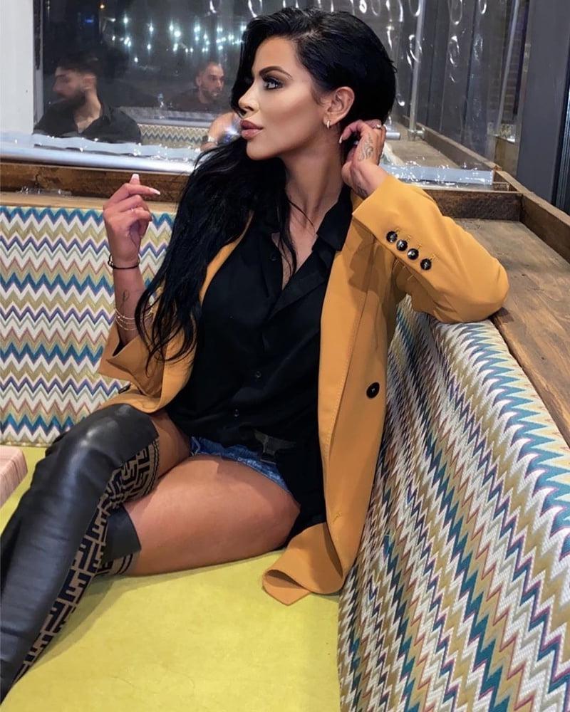 25P Dutch model and TV host Dounia